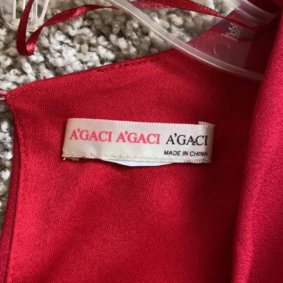 Red jumpsuit Romper. Pleated front. Open back. Size medium. Brand A’gaci - Picture 5 of 5